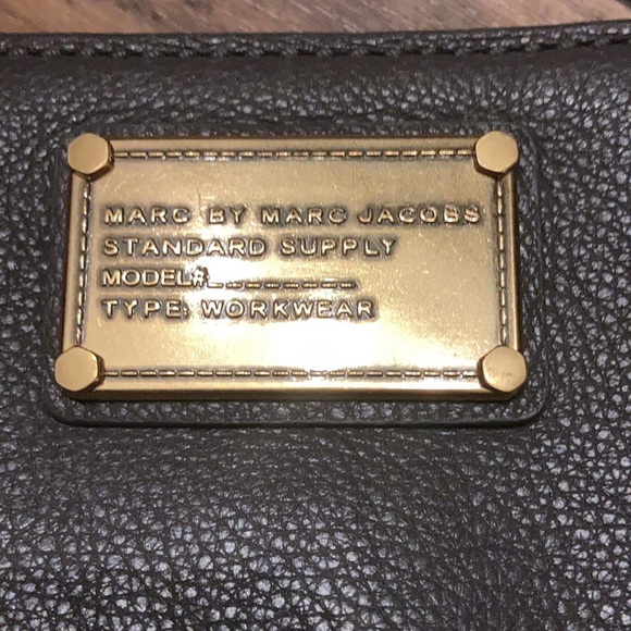 Marc by Marc Jacobs Bifold Pebbled Leather Wallet Taupe Tan - Picture 6 of 7